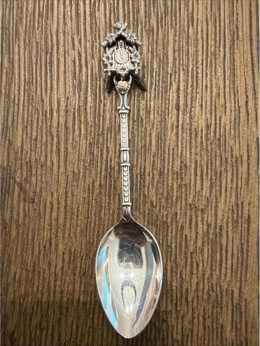 Versilbert Cuckoo Clock Souvenir Spoon Articulating Weights and Pendelum